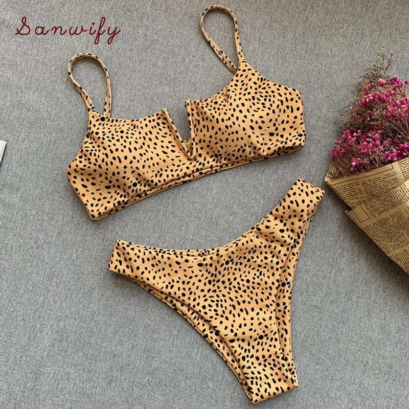 New 2019 Dot Underwired Bikini Women High Leg Cut Swimwear Ribbed Swimsuit Bikini Set Sexy Bathing Suit
New 2019 Dot Underwired Bikini Women High Leg Cut Swimwear Ribbed Swimsuit Bikini Set Sexy Bathing Suit