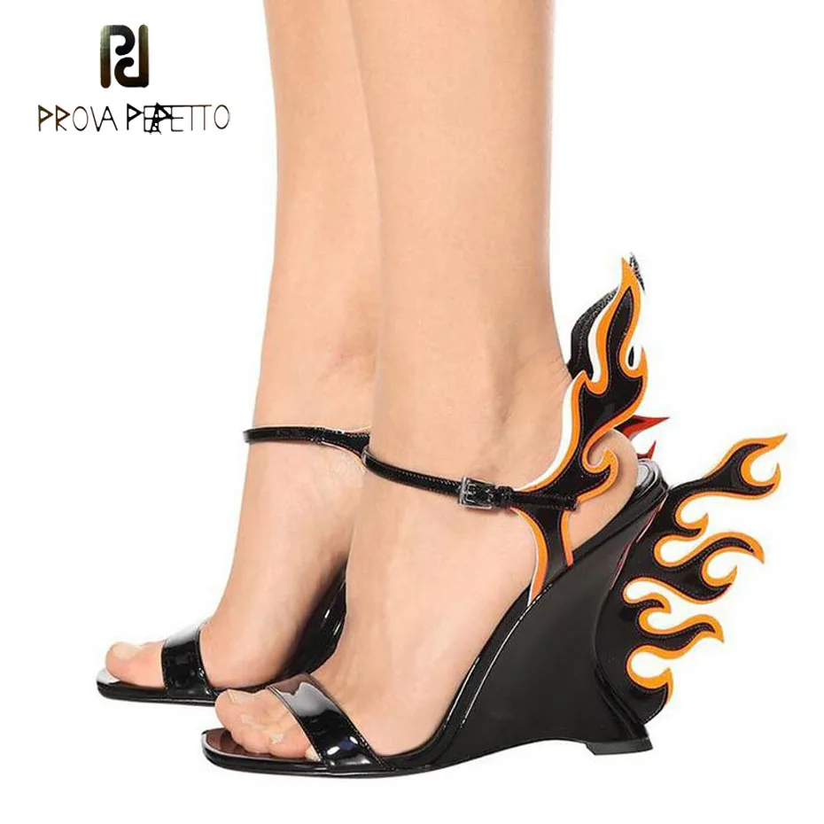 Prova Perfetto New Style Wedge High Heel Sandals Mixed Color Flame Patent Ankle Strap Shoe Peep Toe Runway Shoes Fashion Sandals
Prova Perfetto New Style Wedge High Heel Sandals Mixed Color Flame Patent Ankle Strap Shoe Peep Toe Runway Shoes Fashion Sandals