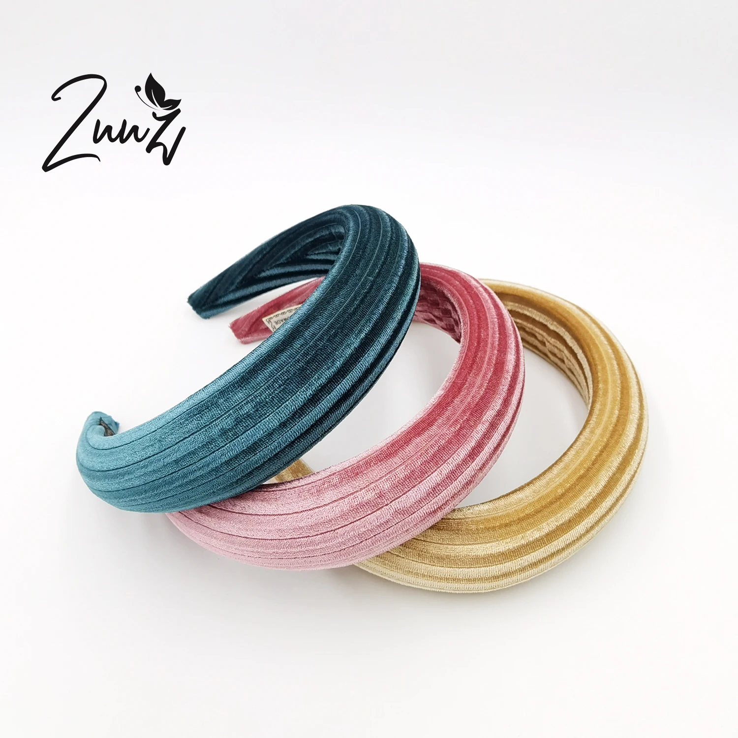 ZUUZ Fashion Ribbed Velvet Heaband Padded Thick Hair Hoops Wide Sponge Hair Band for Women and Girl Cute Hair Accessories
ZUUZ Fashion Ribbed Velvet Heaband Padded Thick Hair Hoops Wide Sponge Hair Band for Women and Girl Cute Hair Accessories
