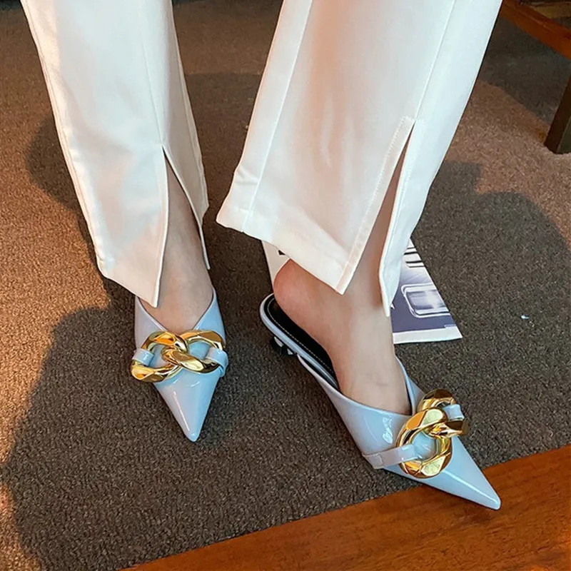 2021 Fashion Summer gilded chain Women Mules Pointed Toe Thin Heels Temperament Women's Sandals Casual Party Brand Women Shoes
2021 Fashion Summer gilded chain Women Mules Pointed Toe Thin Heels Temperament Women's Sandals Casual Party Brand Women Shoes