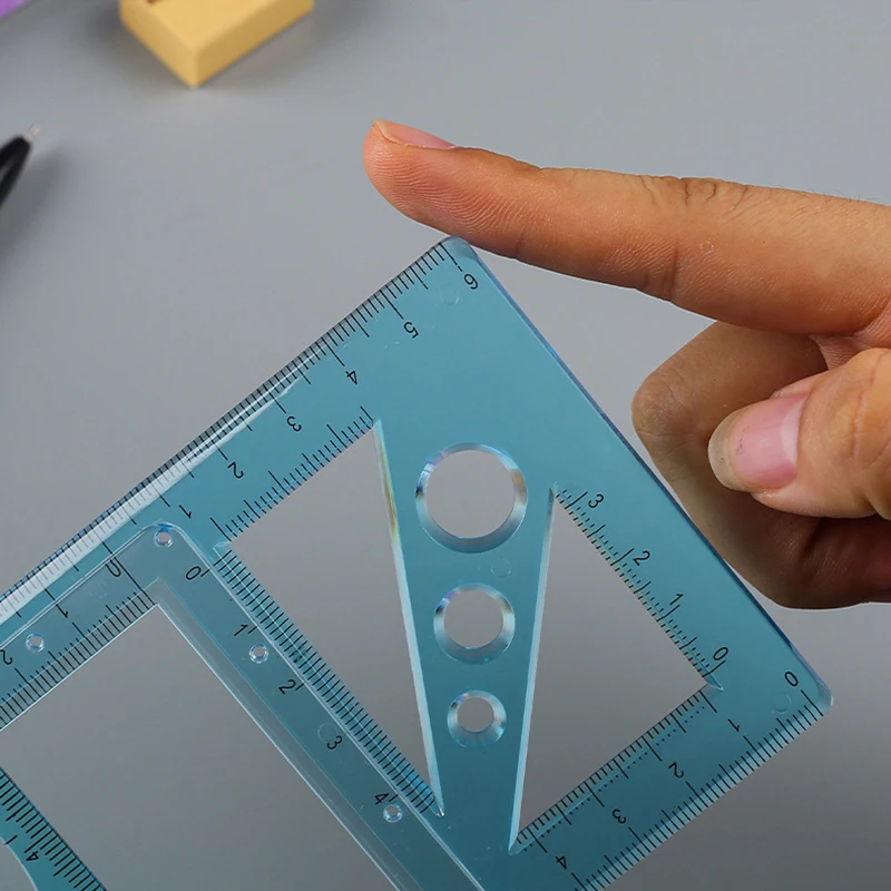 Многофункциональная интересная головоломка спиральный рекордер детская пластиковая линейка для рисования может улучшить их практические...
Многофункциональная интересная головоломка спиральный рекордер детская пластиковая линейка для рисования может улучшить их практические...