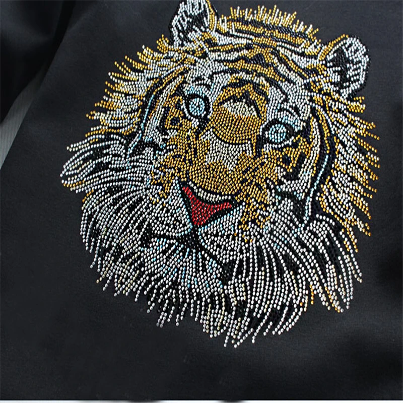 Winter New Hot Drill Tiger Head Sportswear Mens Sets Hoodie Cotton Loose Plus Size Male Tracksuit Jogging/Sweatshirt And Pants
Winter New Hot Drill Tiger Head Sportswear Mens Sets Hoodie Cotton Loose Plus Size Male Tracksuit Jogging/Sweatshirt And Pants