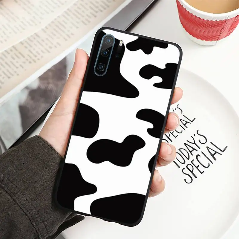 Cow patter cute Phone Case For Huawei P40 P20 P30 lite Pro P Smart 2019 Mate 40 20 10 Lite Pro Nova 5t
Cow patter cute Phone Case For Huawei P40 P20 P30 lite Pro P Smart 2019 Mate 40 20 10 Lite Pro Nova 5t