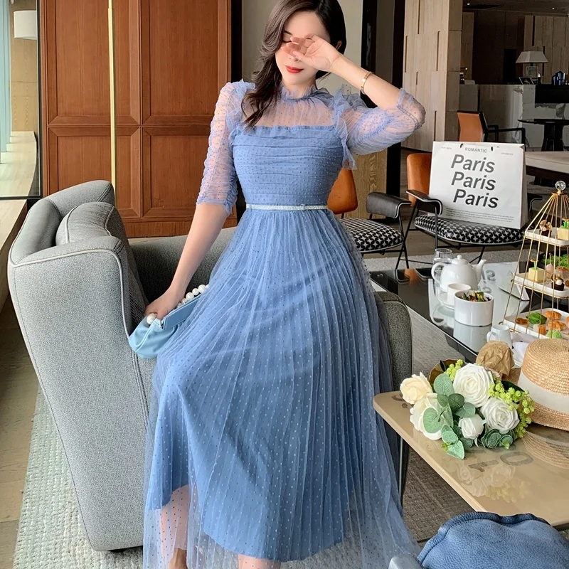 Designer blue mesh lace dress 2021 new polka dot printing long holiday style dress women
Designer blue mesh lace dress 2021 new polka dot printing long holiday style dress women
