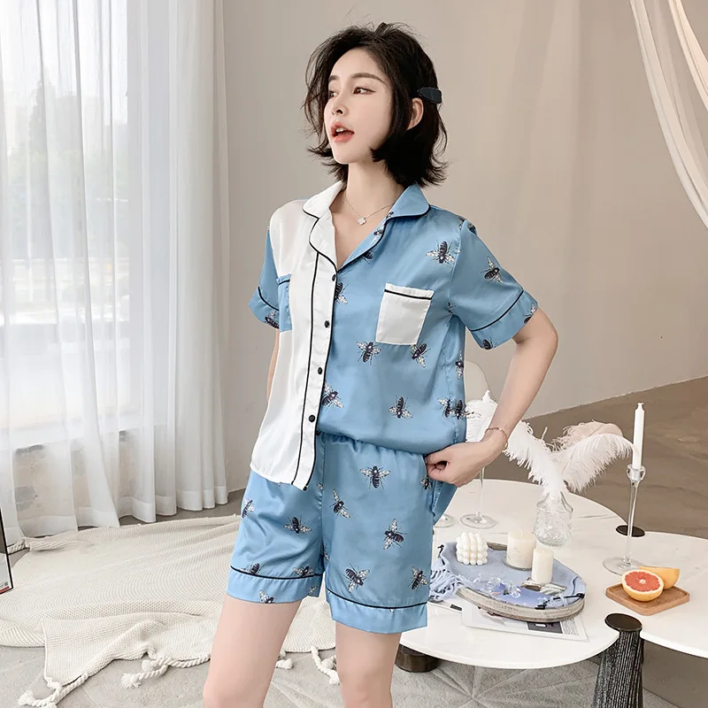 Pajamas for Women 2021 Summer Silk Insect Print Pyjamas Fashion Splicing Pijamas Comfortable Sleepwear Two Piece Sets Home Suit
Pajamas for Women 2021 Summer Silk Insect Print Pyjamas Fashion Splicing Pijamas Comfortable Sleepwear Two Piece Sets Home Suit
