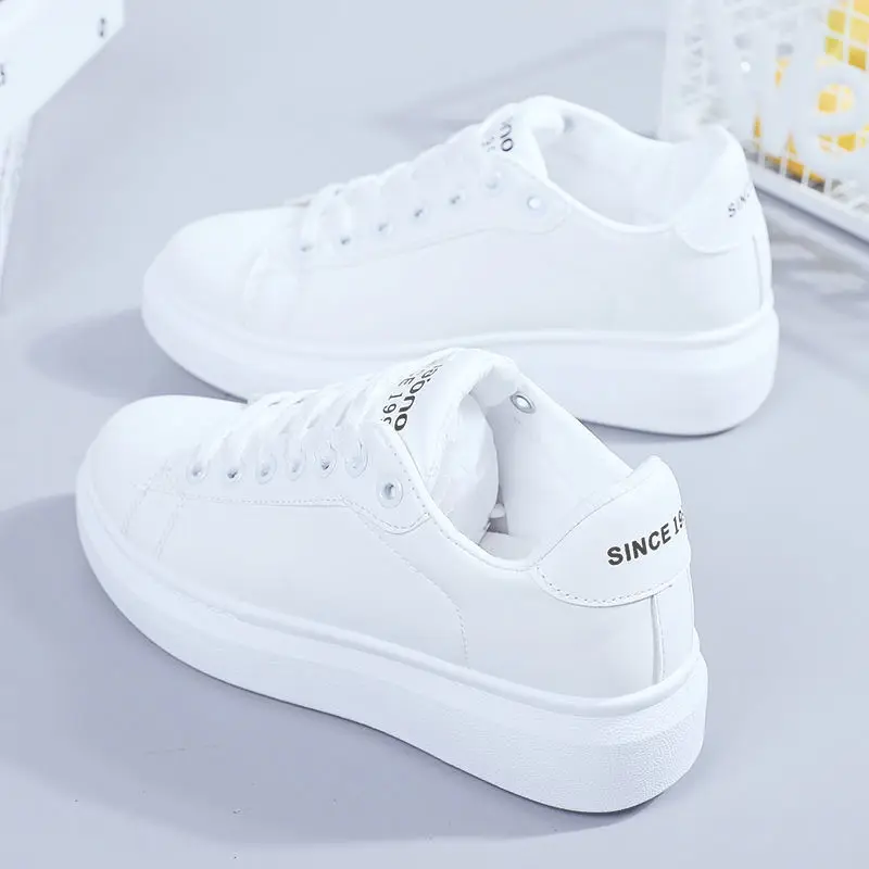 Hot Men's White Sneakers Women's Fashion Vulcanize Shoes size 36-44 High quality HIP HOP Shoes Platform Lace-up running Shoe
Hot Men's White Sneakers Women's Fashion Vulcanize Shoes size 36-44 High quality HIP HOP Shoes Platform Lace-up running Shoe
