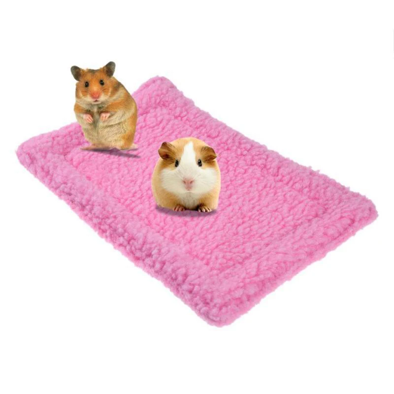 Double-sided Small Pet Warm Mat Hamster Small Mat Guinea Pig Nest Mat Portable Rectangular Rabbit Bed Cushion Mat
Double-sided Small Pet Warm Mat Hamster Small Mat Guinea Pig Nest Mat Portable Rectangular Rabbit Bed Cushion Mat