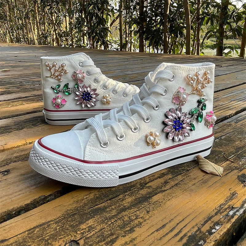 Small White Shoes Fashion Canvas Shoes for Women Women's High-top Handmade 3D Flower Pearl Flat-bottomed Leisure Student Shoes
Small White Shoes Fashion Canvas Shoes for Women Women's High-top Handmade 3D Flower Pearl Flat-bottomed Leisure Student Shoes