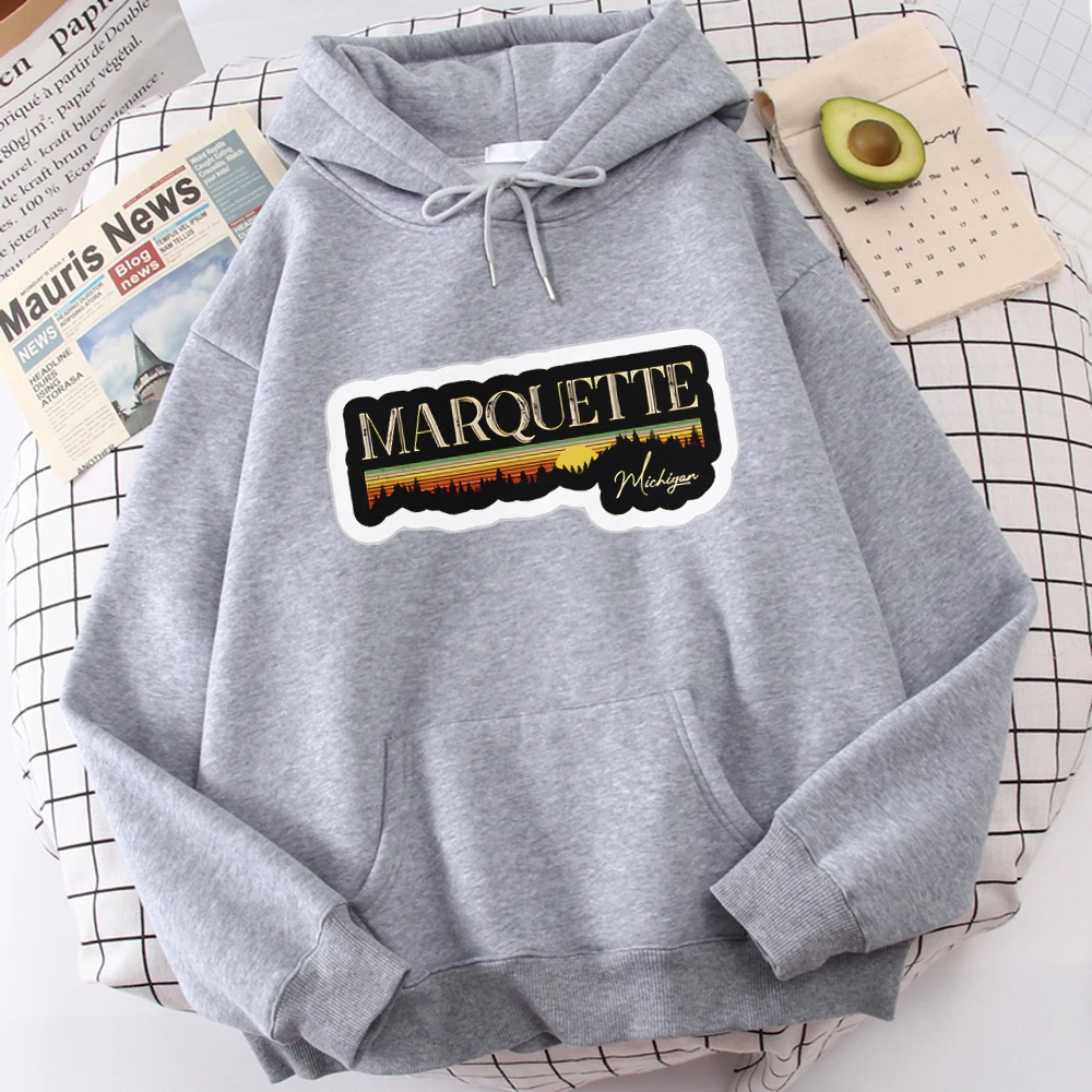 Женская толстовка с капюшоном, с принтом, свободного покроя
Женская толстовка с капюшоном, с принтом, свободного покроя