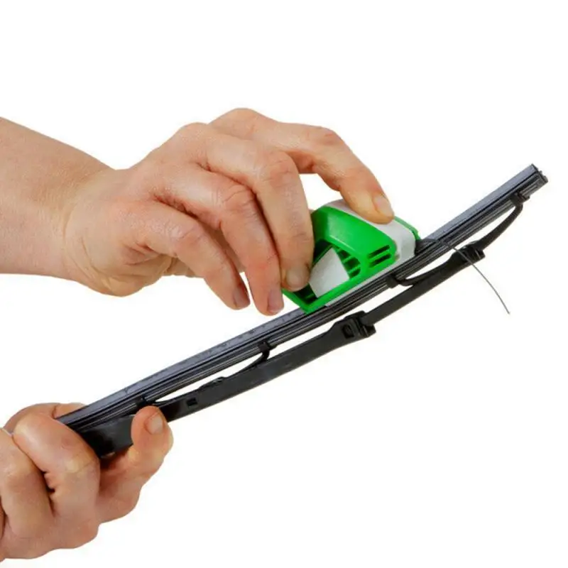 2pcs Car Windshield Wiper Blade Refurbish Restorer Windscreen Wipers Scratch Repair Tool Windshield Scratch Car Cleaning
2pcs Car Windshield Wiper Blade Refurbish Restorer Windscreen Wipers Scratch Repair Tool Windshield Scratch Car Cleaning