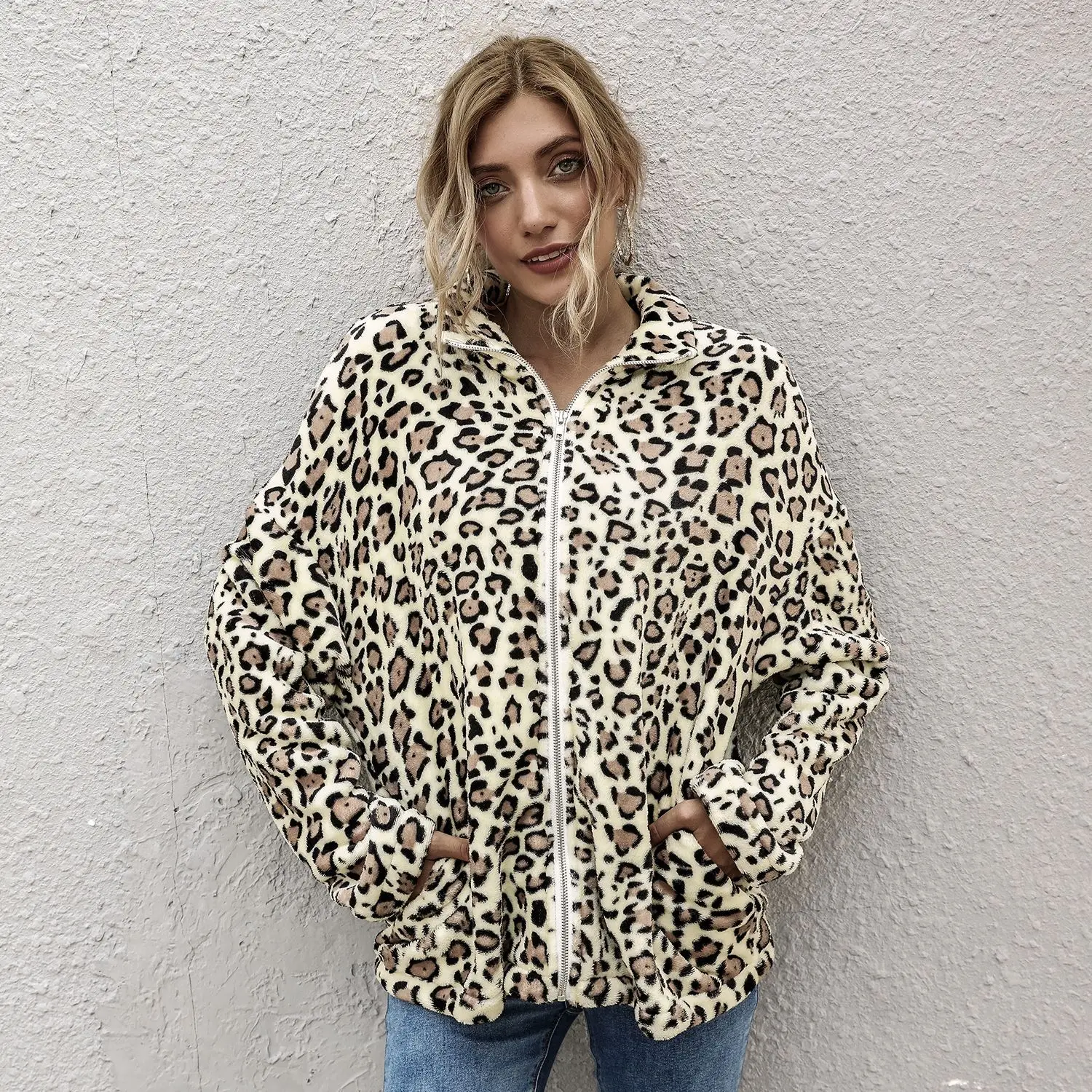 Women´s Fall Coat Leopard Top Loose Long Sleeve High Neck Side Pocket Zipper Spring Autumn Clothes
Women´s Fall Coat Leopard Top Loose Long Sleeve High Neck Side Pocket Zipper Spring Autumn Clothes