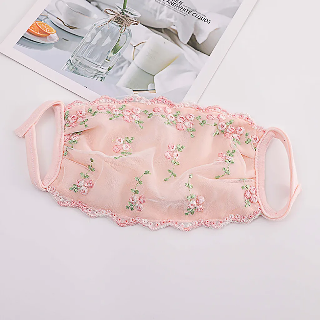 Summer Women Face Masks Cute Lace Floral Designer Thin Breathable Uvproof Masks For Korean Jap Girls Masques Decoration
Summer Women Face Masks Cute Lace Floral Designer Thin Breathable Uvproof Masks For Korean Jap Girls Masques Decoration