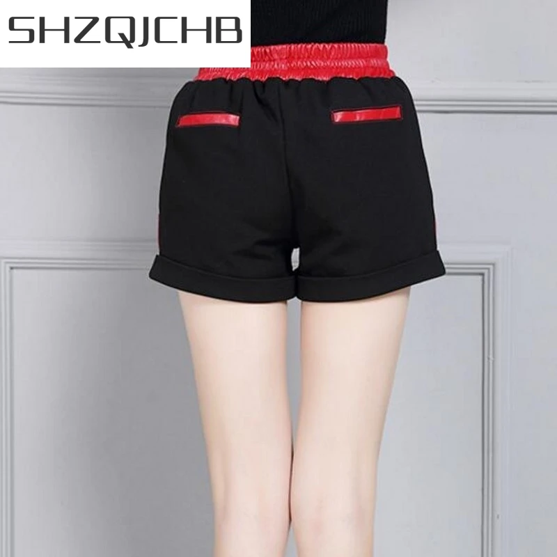 JCHB 2021 Chic Patchwork Wide Leg Short Pants Women Elastic Waist Pocket Ladies Mini Shorts Streetwear Winter Casual Black Leath
JCHB 2021 Chic Patchwork Wide Leg Short Pants Women Elastic Waist Pocket Ladies Mini Shorts Streetwear Winter Casual Black Leath