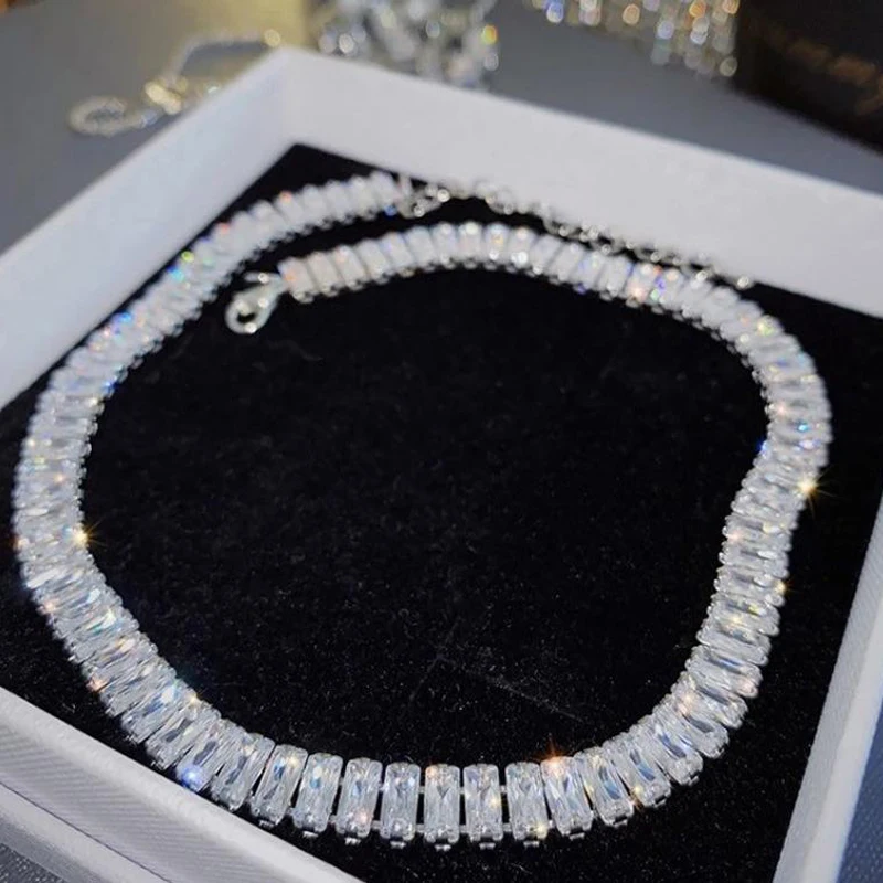 2021 High Quality Baguette CZ Cluster Necklace Iced Out Cubic Zircon Tennis Link Necklace For Women HipPop Bling Fashion Jewelry
2021 High Quality Baguette CZ Cluster Necklace Iced Out Cubic Zircon Tennis Link Necklace For Women HipPop Bling Fashion Jewelry