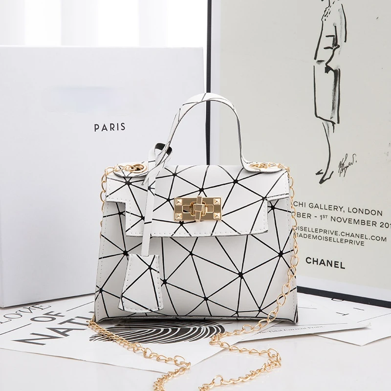 2021 New Design Geometric Rhomboid Dazzle Women's Bag Lock Chain Single Shoulder Bags for Women Small Handbags Female A148
2021 New Design Geometric Rhomboid Dazzle Women's Bag Lock Chain Single Shoulder Bags for Women Small Handbags Female A148