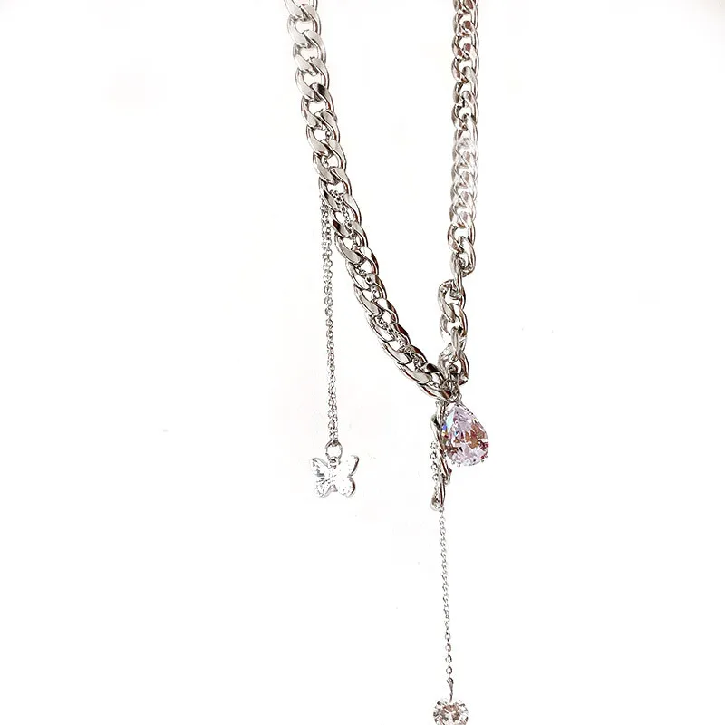 Hip Hop Style Thick Chain Tassel Zircon Butterfly Clavicle Chain Choker Necklace Lock Tassel Short Necklace Female
Hip Hop Style Thick Chain Tassel Zircon Butterfly Clavicle Chain Choker Necklace Lock Tassel Short Necklace Female