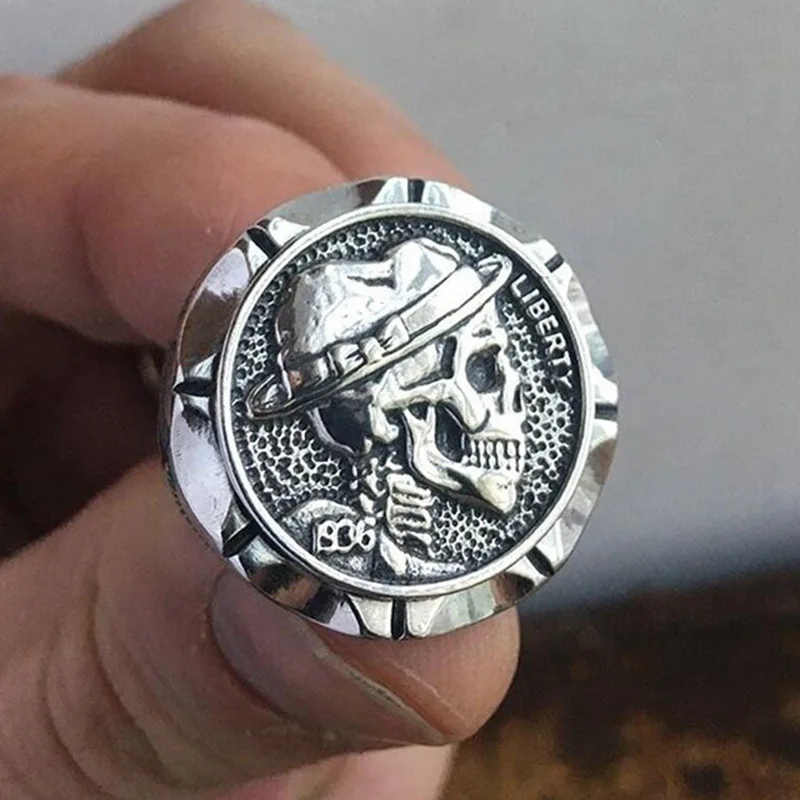 WANGAIYAO new product tramp brave alloy skull ring men's Mexican Indian motorcycle style coin ring gift
WANGAIYAO new product tramp brave alloy skull ring men's Mexican Indian motorcycle style coin ring gift