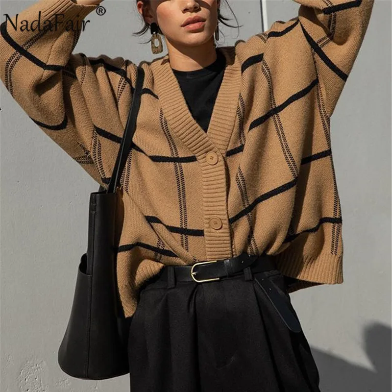 Plaid Cardigan Sweater Women Lantern Sleeve Casual Loose Jumper Autumn Winter V Neck Knitted Oversized Cardigan Ladies Cardigan
Plaid Cardigan Sweater Women Lantern Sleeve Casual Loose Jumper Autumn Winter V Neck Knitted Oversized Cardigan Ladies Cardigan