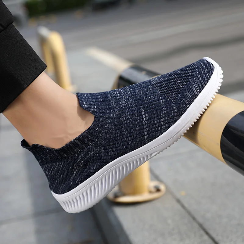 Mesh Men Shoes Breathable Lightweight Men Sneakers Men Casual Walking Shoes Comfortable Slip-on Driving Shoes Plus Size 39-46
Mesh Men Shoes Breathable Lightweight Men Sneakers Men Casual Walking Shoes Comfortable Slip-on Driving Shoes Plus Size 39-46