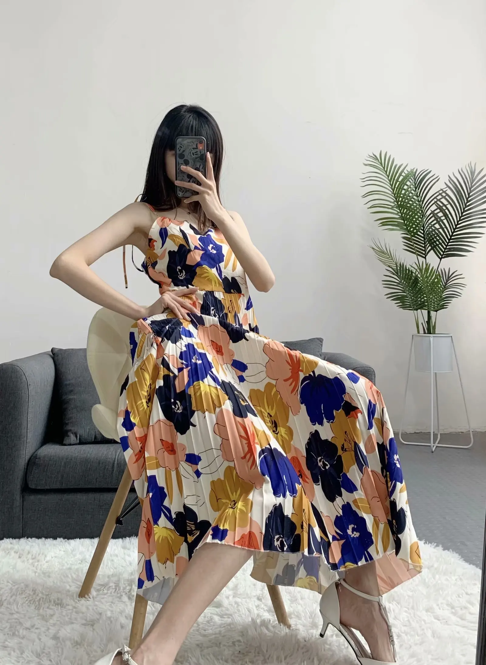 Zary Daisy exotic suspender skirt retro temperament all-match thin flower pleated skirt seaside vacation mid-length dress
Zary Daisy exotic suspender skirt retro temperament all-match thin flower pleated skirt seaside vacation mid-length dress