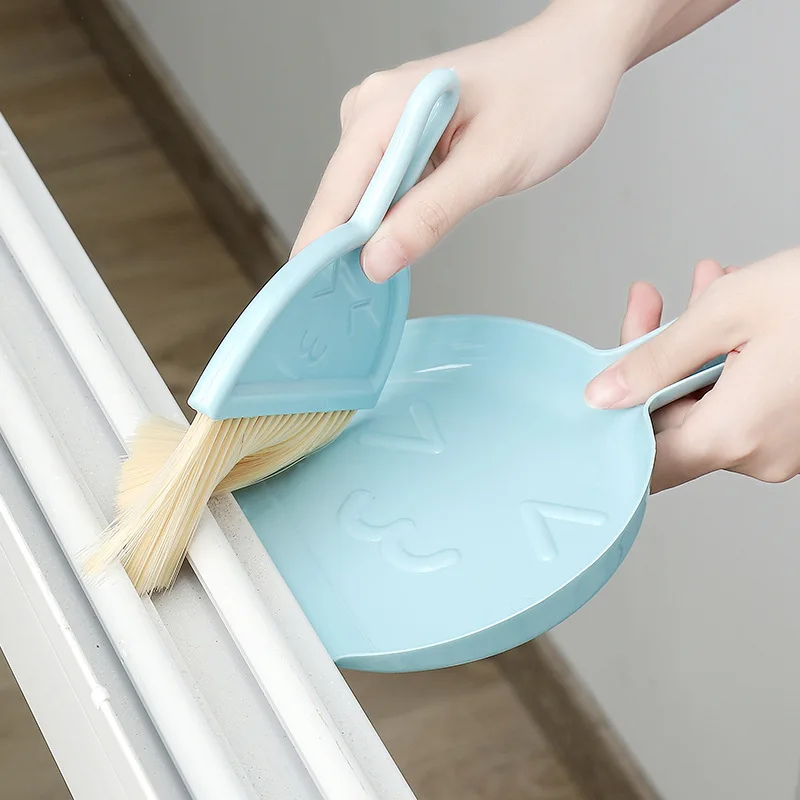 Mini Desk Broom Set Home Keyboard Cleaning Brush Small Broom With Dustpan Set For Home School Office Clean Brush
Mini Desk Broom Set Home Keyboard Cleaning Brush Small Broom With Dustpan Set For Home School Office Clean Brush