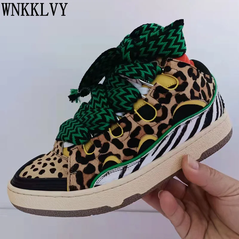 New Thick Bottom Mixed Color Casual Shoes Flat Leather Suede Patchwork Lace Up Sneakers Spring Breathable Running Shoes Unisex
New Thick Bottom Mixed Color Casual Shoes Flat Leather Suede Patchwork Lace Up Sneakers Spring Breathable Running Shoes Unisex