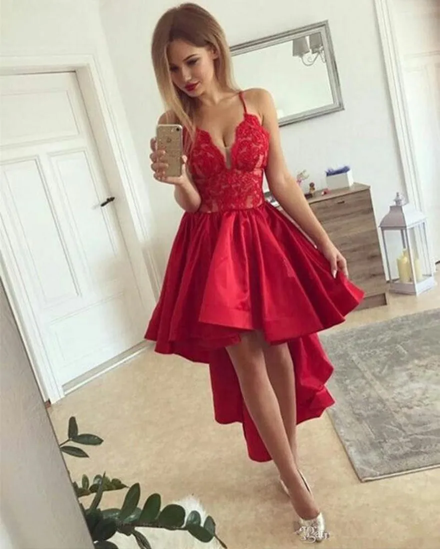High Low Ruched Robe De Soirée De Mariage Spaghetti V Neck Lace Prom Dresses Short Front Long Back Homecoming Party Vestidos
High Low Ruched Robe De Soirée De Mariage Spaghetti V Neck Lace Prom Dresses Short Front Long Back Homecoming Party Vestidos