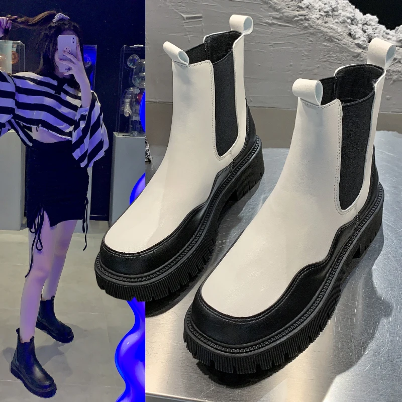 Black White Gothic Ankle Chelsea Boots Women Shoes 2021 Autumn Short PU Leather Platform Motorcycle Combat Boots Plus Size 35-42
Black White Gothic Ankle Chelsea Boots Women Shoes 2021 Autumn Short PU Leather Platform Motorcycle Combat Boots Plus Size 35-42