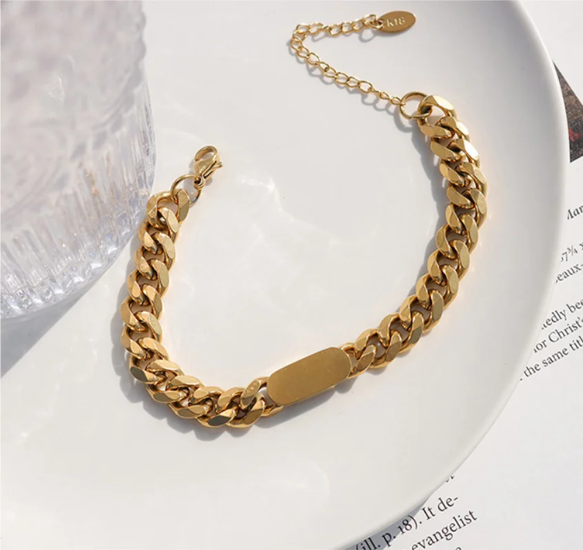 Trendy Punk Style Thick Chain Women Bracelet High Quality Stainless Steel Bracelets Gold Silver Color Fashion Jewelry Wholesale
Trendy Punk Style Thick Chain Women Bracelet High Quality Stainless Steel Bracelets Gold Silver Color Fashion Jewelry Wholesale