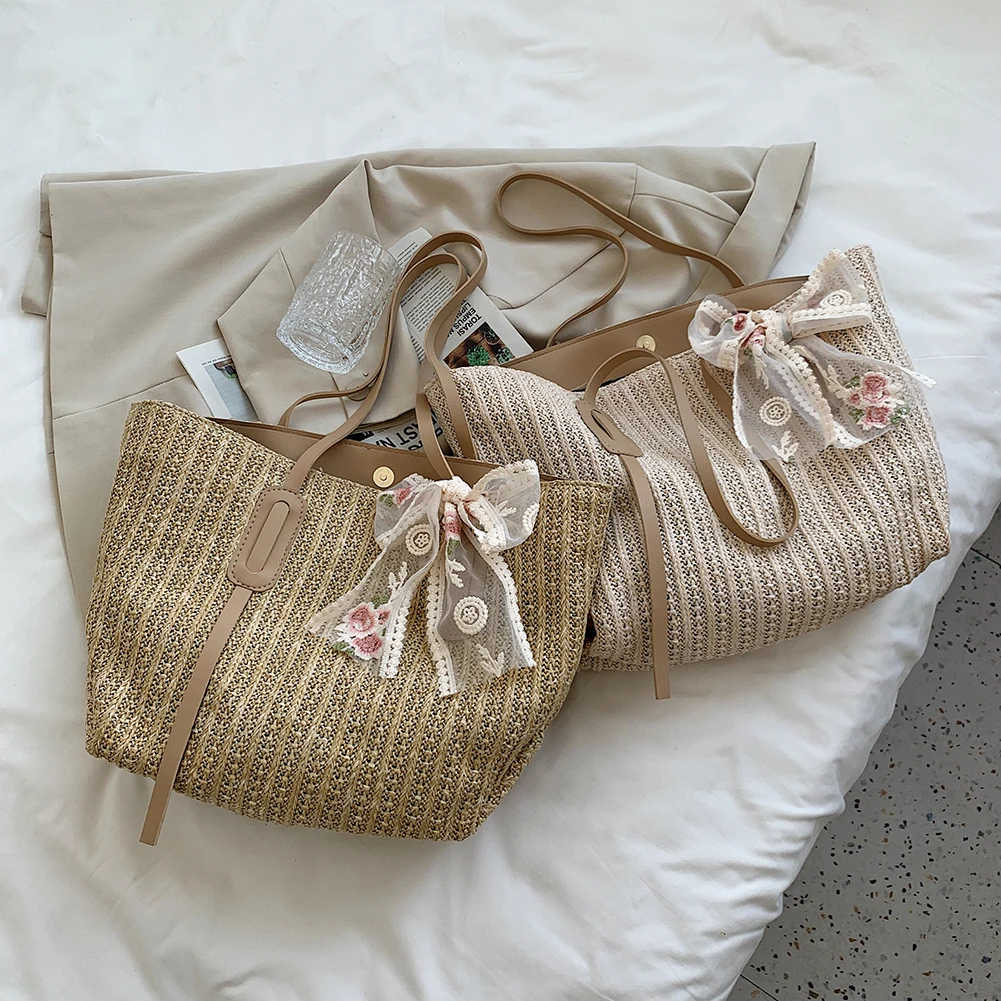 Fashion Women Woven Silk Scarf Bucket Shoulder Shopping Bag Ladies Summer Beach Vacation Large Capacity Tote Handbags
Fashion Women Woven Silk Scarf Bucket Shoulder Shopping Bag Ladies Summer Beach Vacation Large Capacity Tote Handbags