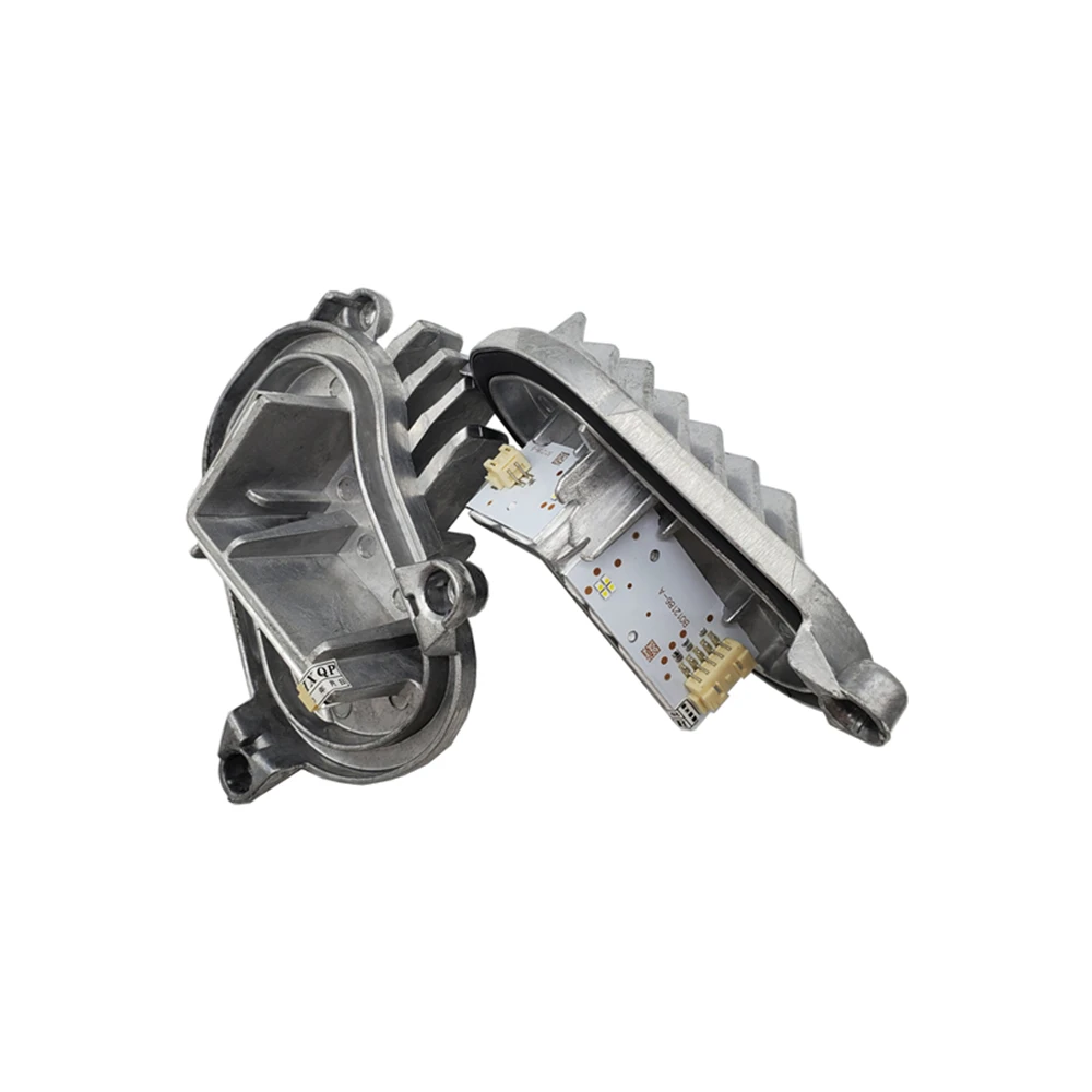 Full LED Headlight Daytime Running Light Module ;OEM 63117493229 63117493230 ; For BM W 3 Series M3 LCI 4 ' F32 F33 F36 F82 F83
Full LED Headlight Daytime Running Light Module ;OEM 63117493229 63117493230 ; For BM W 3 Series M3 LCI 4 ' F32 F33 F36 F82 F83