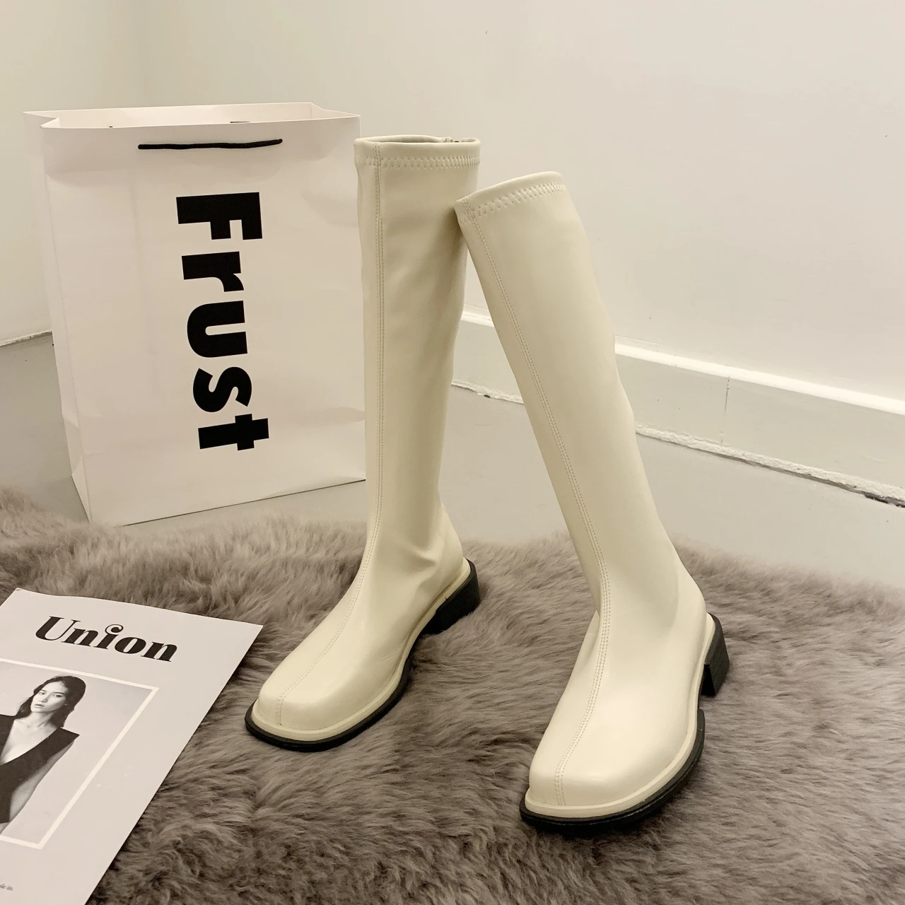 Flats Zipper Platform Chelsea Boots Lunxury 2021 New Winter Autumn Womens Casual Designer Sexy Party Dress Mujer Fashion Boots
Flats Zipper Platform Chelsea Boots Lunxury 2021 New Winter Autumn Womens Casual Designer Sexy Party Dress Mujer Fashion Boots