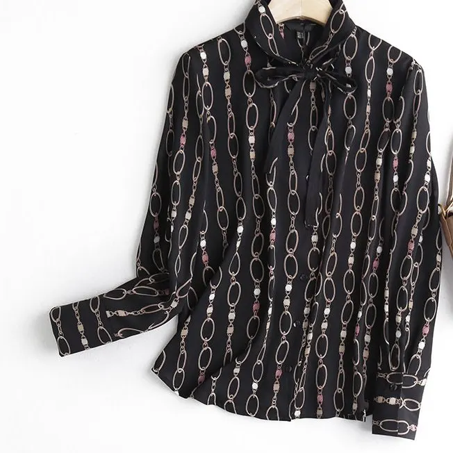 2021 Women Shirt New Autumn Chain Print Neckline Tie Shirt
2021 Women Shirt New Autumn Chain Print Neckline Tie Shirt