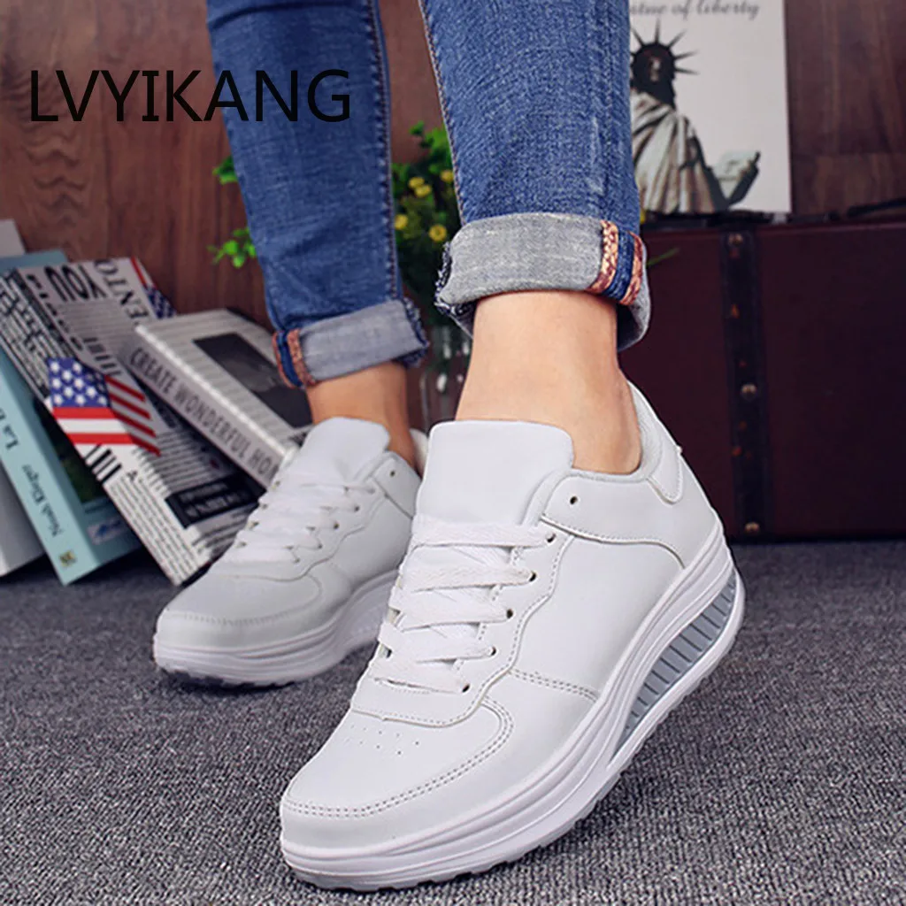 2020 Thick Bottom Platforms Sneakers For Women Height Increase Casual Shake Shoes Lace Up Walking Breathable Sneaker Breathable
2020 Thick Bottom Platforms Sneakers For Women Height Increase Casual Shake Shoes Lace Up Walking Breathable Sneaker Breathable