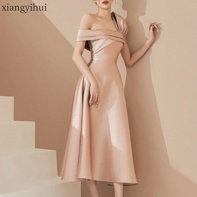 Pink Sleeveless Patchwork Bowknot Large Sewing Party Dresses Women Fashion High Waist Ruched Red Dress Vestidos In Winter 2020
Pink Sleeveless Patchwork Bowknot Large Sewing Party Dresses Women Fashion High Waist Ruched Red Dress Vestidos In Winter 2020