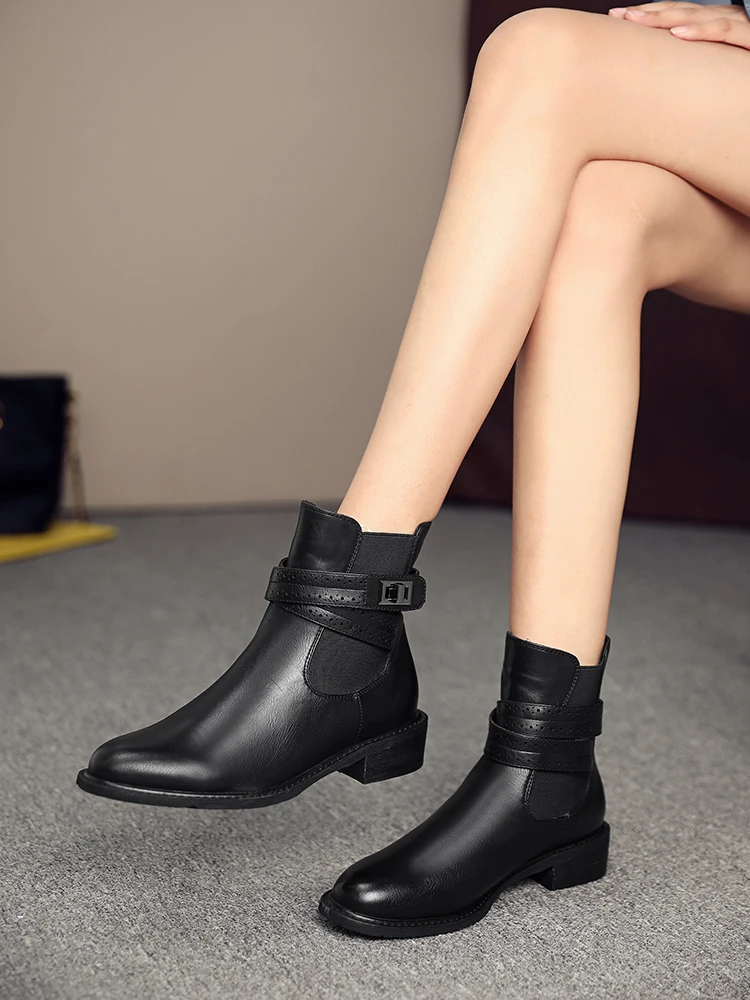 Osunlina Autumn Ankle High Heels Boots Round Toe Lace-up Elegant Genuine Leather Woman's Chunky Boots Zipper Female Shoe A138
Osunlina Autumn Ankle High Heels Boots Round Toe Lace-up Elegant Genuine Leather Woman's Chunky Boots Zipper Female Shoe A138