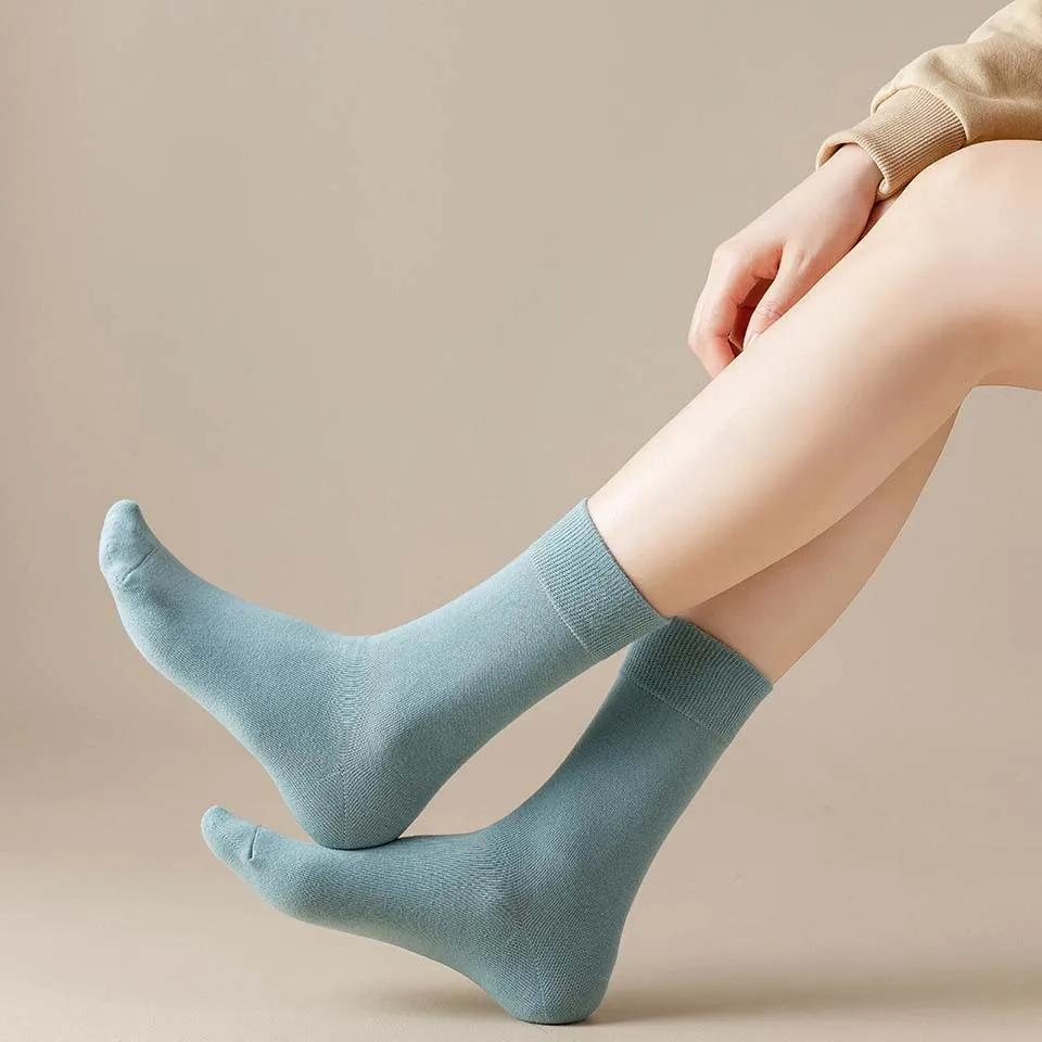Women's Autumn and Winter New Style Cotton Tube Socks Japanese All-match Candy Color Socks
Women's Autumn and Winter New Style Cotton Tube Socks Japanese All-match Candy Color Socks