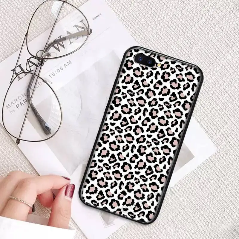 Ottwn Leopard Print Pattern Phone Case For OPPO R9 R11 R15 R17 RENO Realme S PLUS Normal 2z 3 5 C2 pro 
Ottwn Leopard Print Pattern Phone Case For OPPO R9 R11 R15 R17 RENO Realme S PLUS Normal 2z 3 5 C2 pro