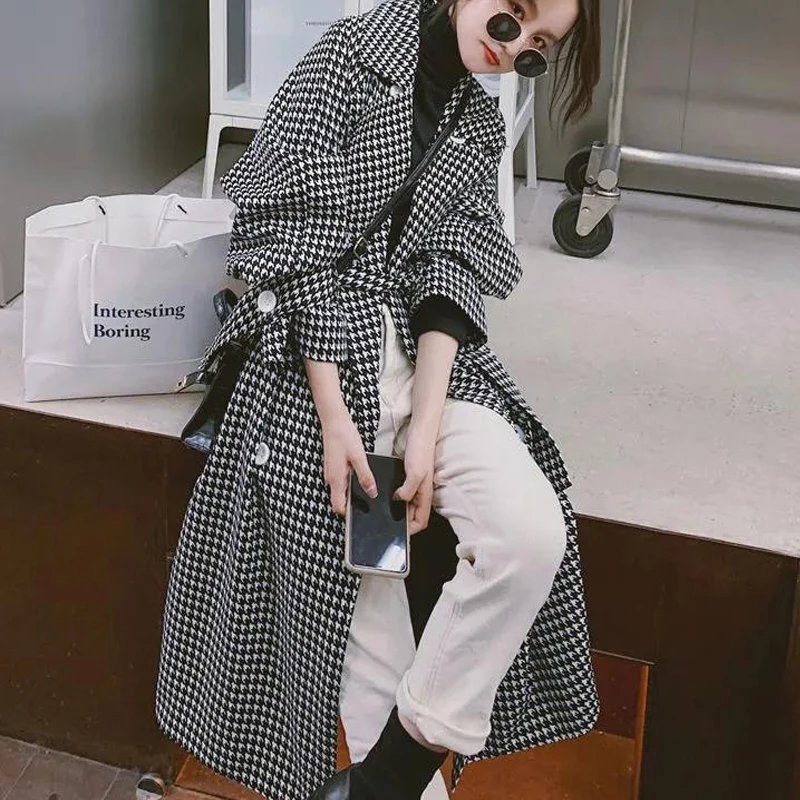Elegant Plaid Long Wool Coat Women Long Sleeve Loose Pocket Split Hem Chic Turn-Down Collar Jackets Winter Autumn Spring 3XL
Elegant Plaid Long Wool Coat Women Long Sleeve Loose Pocket Split Hem Chic Turn-Down Collar Jackets Winter Autumn Spring 3XL