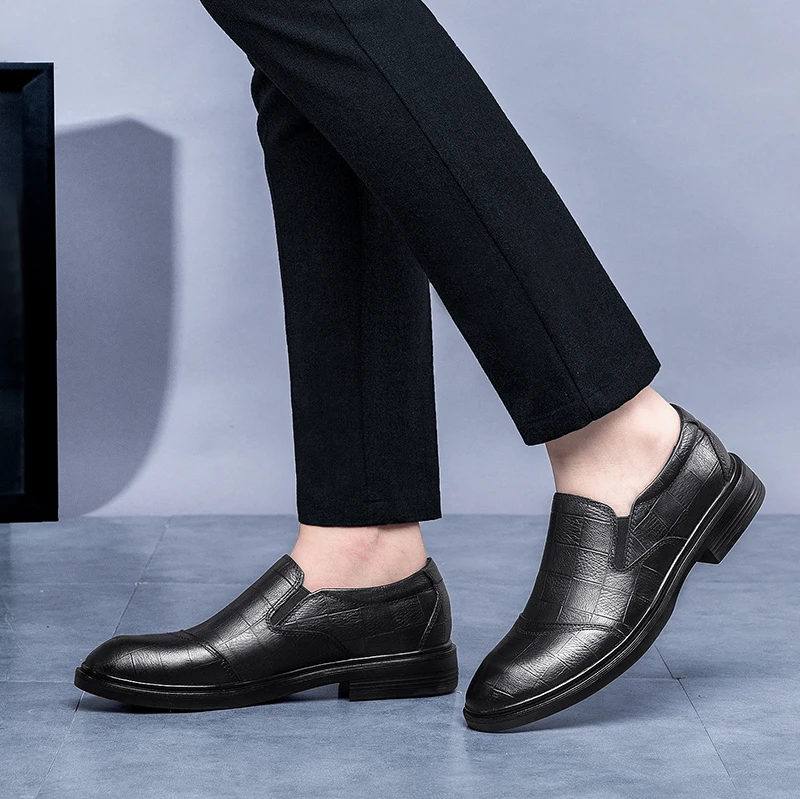 Genuine Leather Men Wedding Black Dress Shoes Men's Banquet Loafers Slip On moccasins Office Oxford Shoes For Men big size 48 n5
Genuine Leather Men Wedding Black Dress Shoes Men's Banquet Loafers Slip On moccasins Office Oxford Shoes For Men big size 48 n5