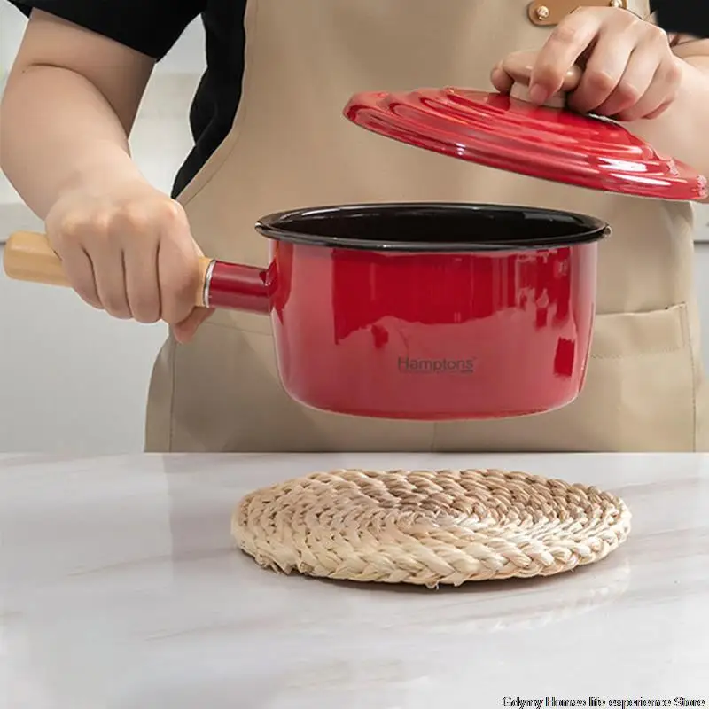 New Thickened Enamel Soup Pot Small Hot Pot Household Kitchen Universal Cooking Pans Wooden Handle Stock Pots Oil Fryer Cookware
New Thickened Enamel Soup Pot Small Hot Pot Household Kitchen Universal Cooking Pans Wooden Handle Stock Pots Oil Fryer Cookware