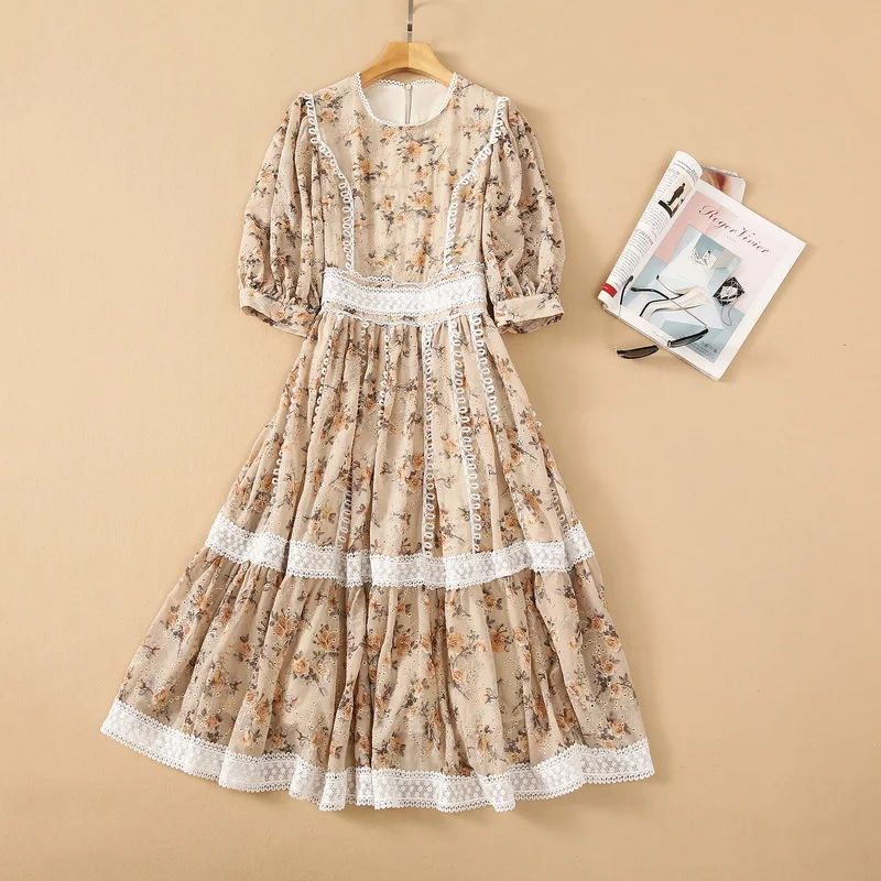 European and American women's wear for summer 2021 Cuff stitching lace flower print Fashion pleated dress
European and American women's wear for summer 2021 Cuff stitching lace flower print Fashion pleated dress