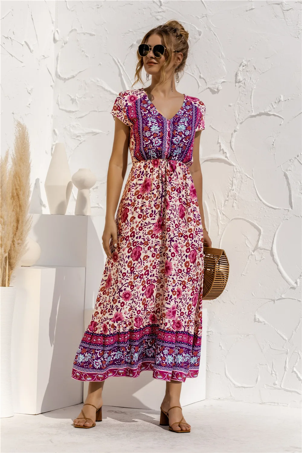 Vintage Chic Women Floral Print Bat Sleeve Beach Bohemian Maxi Dresses Ladies V Neck Tassel Summer Rayon Boho Dress Vestidos
Vintage Chic Women Floral Print Bat Sleeve Beach Bohemian Maxi Dresses Ladies V Neck Tassel Summer Rayon Boho Dress Vestidos