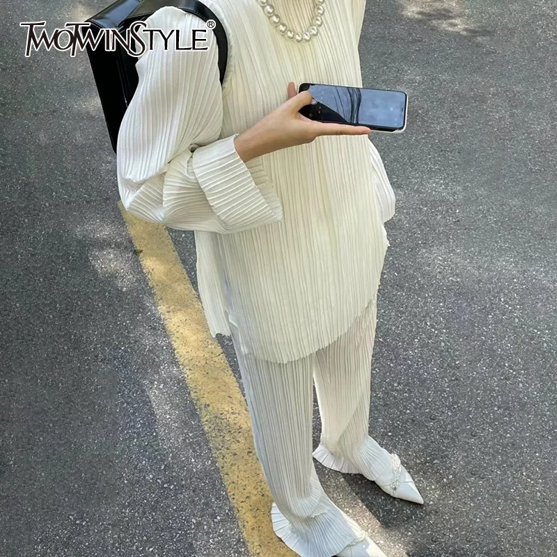 TWOTWINSTYLE повседневные брючные костюмы для женщин однотонный жилет с круглым вырезом футболка с длинным рукавом Высокая талия широкие брюки ж...
TWOTWINSTYLE повседневные брючные костюмы для женщин однотонный жилет с круглым вырезом футболка с длинным рукавом Высокая талия широкие брюки ж...