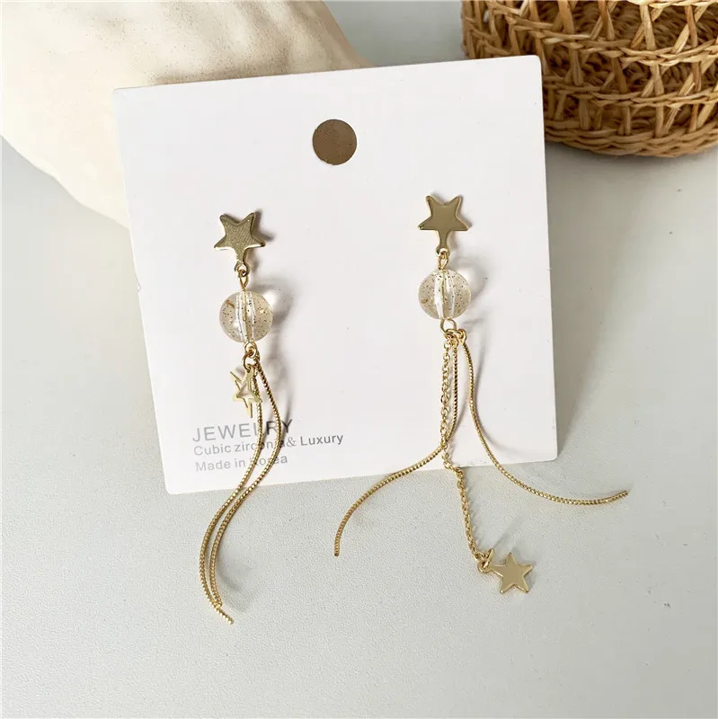 Super fairy show face thin earrings South Korea temperament contracted female ins asymmetric stars tassel earrings ear clip
Super fairy show face thin earrings South Korea temperament contracted female ins asymmetric stars tassel earrings ear clip
