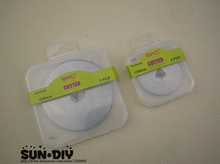 Free shipping SKC cut blades 28,45mm diameter Patchwork cutter accessories for easy cutting fabric needlewrok tool crafts tool
Free shipping SKC cut blades 28,45mm diameter Patchwork cutter accessories for easy cutting fabric needlewrok tool crafts tool