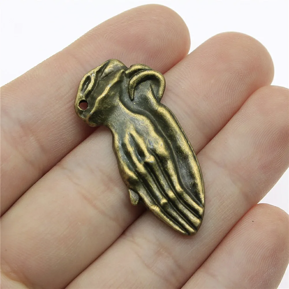 4pcs Charms Jewelry Findings DIY Accessories Applaud Hand Pendant Antique Bronze Plated 40x19mm
4pcs Charms Jewelry Findings DIY Accessories Applaud Hand Pendant Antique Bronze Plated 40x19mm