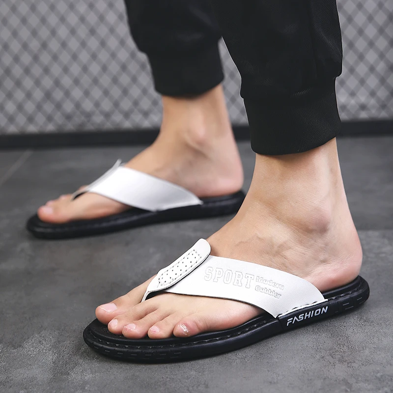Men's Sandals Summer New Beach Shoes Wear Flip-Flops Trend Korean Fashion Outdoor Soft-Soled Slippers Slippers Leather Men
Men's Sandals Summer New Beach Shoes Wear Flip-Flops Trend Korean Fashion Outdoor Soft-Soled Slippers Slippers Leather Men