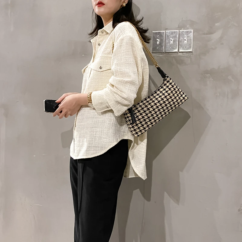Quality Woollen Crossbody Bag for Women 2020 New Fashion Single Shoulder Messenger Chain Bags Ladies Evening Party Purses Bolsa
Quality Woollen Crossbody Bag for Women 2020 New Fashion Single Shoulder Messenger Chain Bags Ladies Evening Party Purses Bolsa