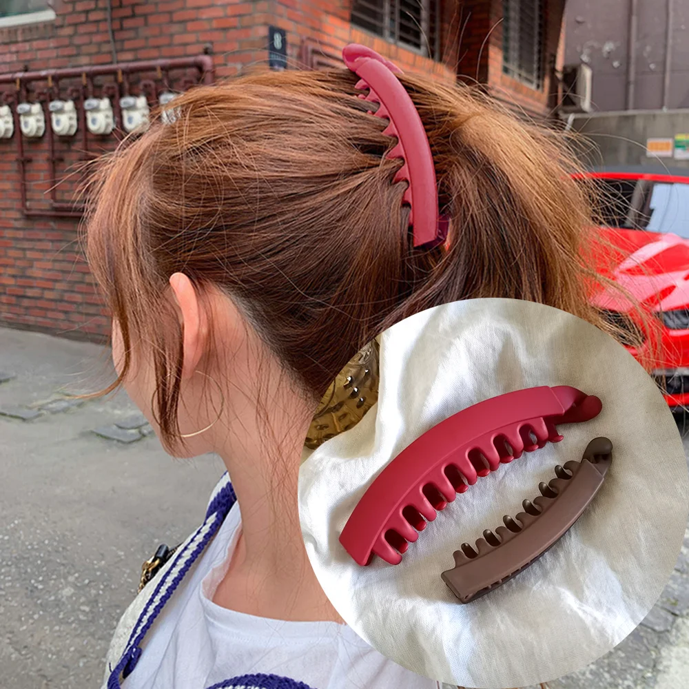 Большие заколки для волос в виде банана для женщин и девушек, корейские пластиковые однотонные заколки для волос, модные простые заколки дл...
Большие заколки для волос в виде банана для женщин и девушек, корейские пластиковые однотонные заколки для волос, модные простые заколки дл...
